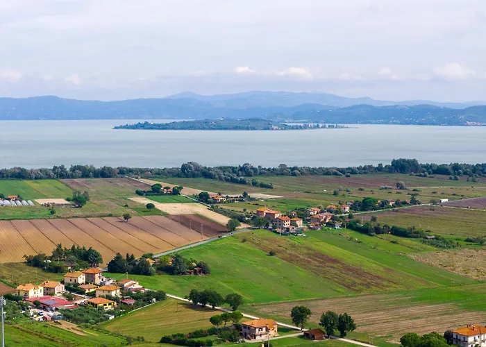 Deluxe ヴィラ カスティリオーネ・デル・ラーゴ