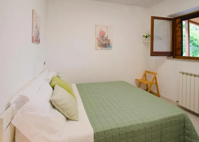 ヴィラ Deluxe カスティリオーネ・デル・ラーゴ