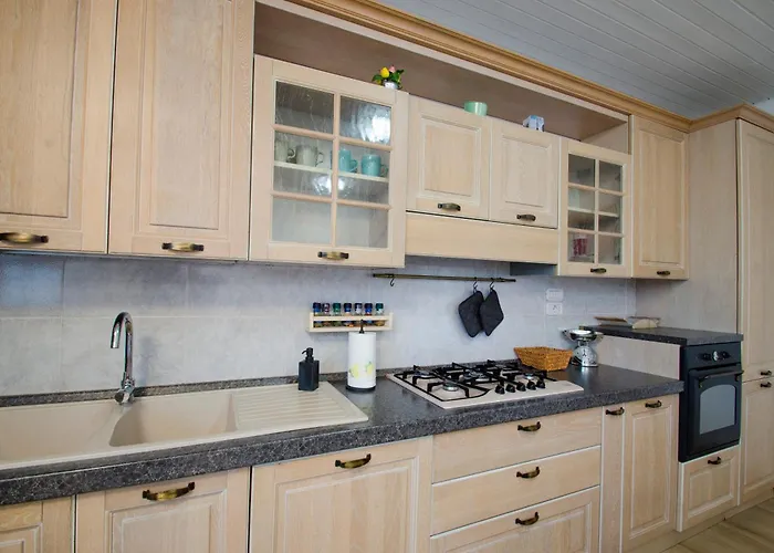 Deluxe ヴィラ カスティリオーネ・デル・ラーゴ