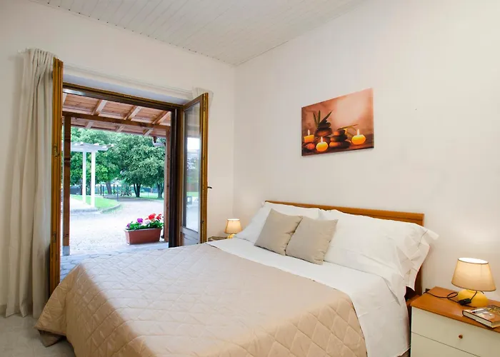 Deluxe * カスティリオーネ・デル・ラーゴ